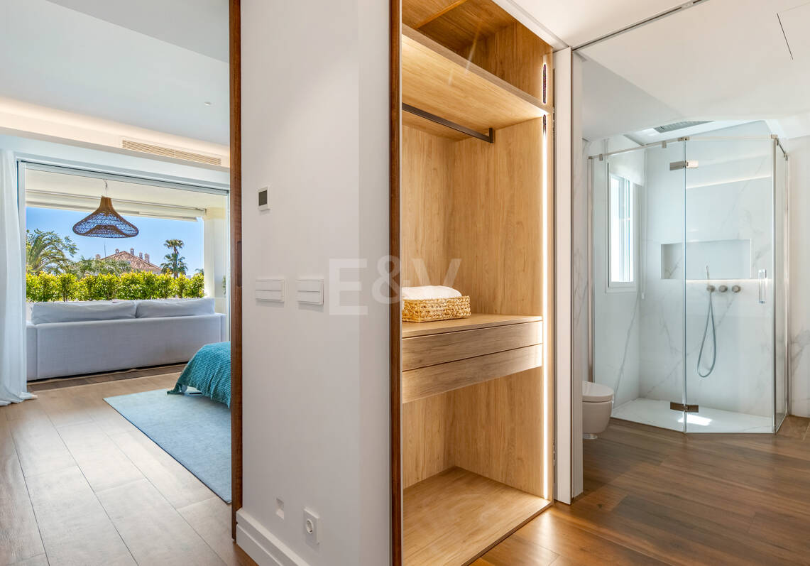 Golden Mile Apartment in Prestigious Monte Paraíso