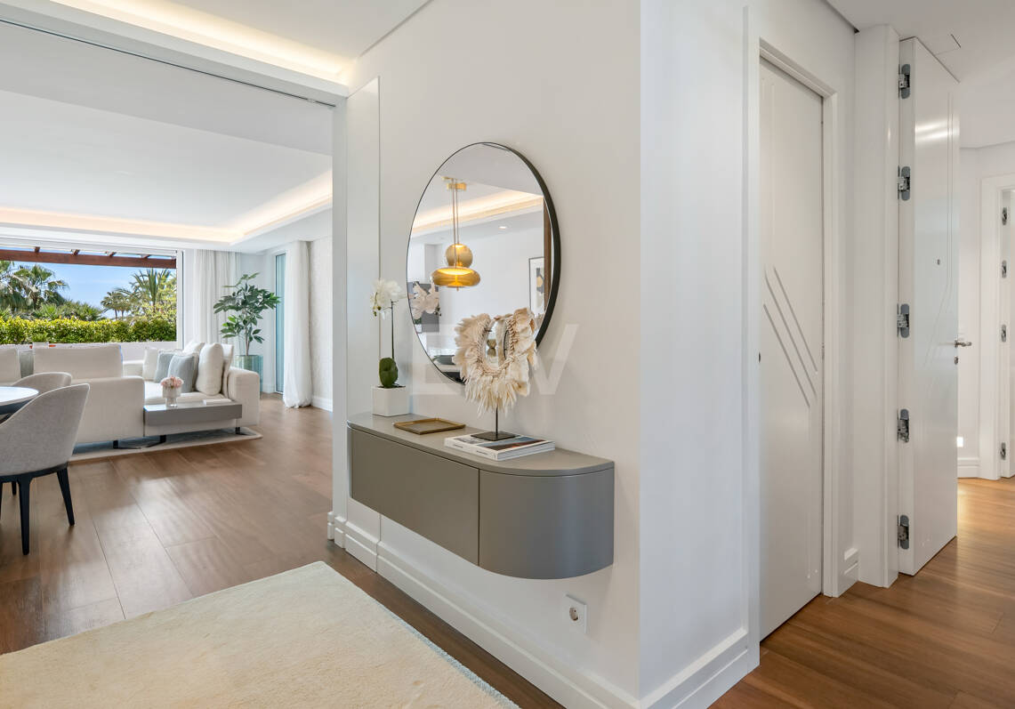 Golden Mile Apartment in Prestigious Monte Paraíso