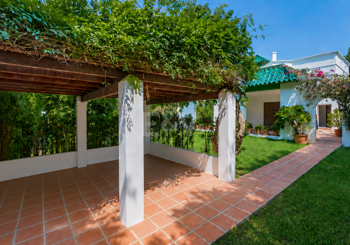 Mediterranean Living Just Steps from the Sea in Cabopino