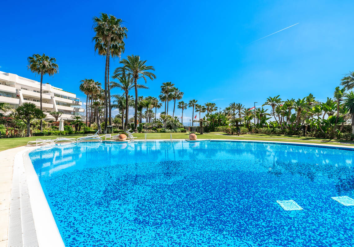 Erstklassiges Wohnen in modernem Juwel in Los Granados, Puerto Banús