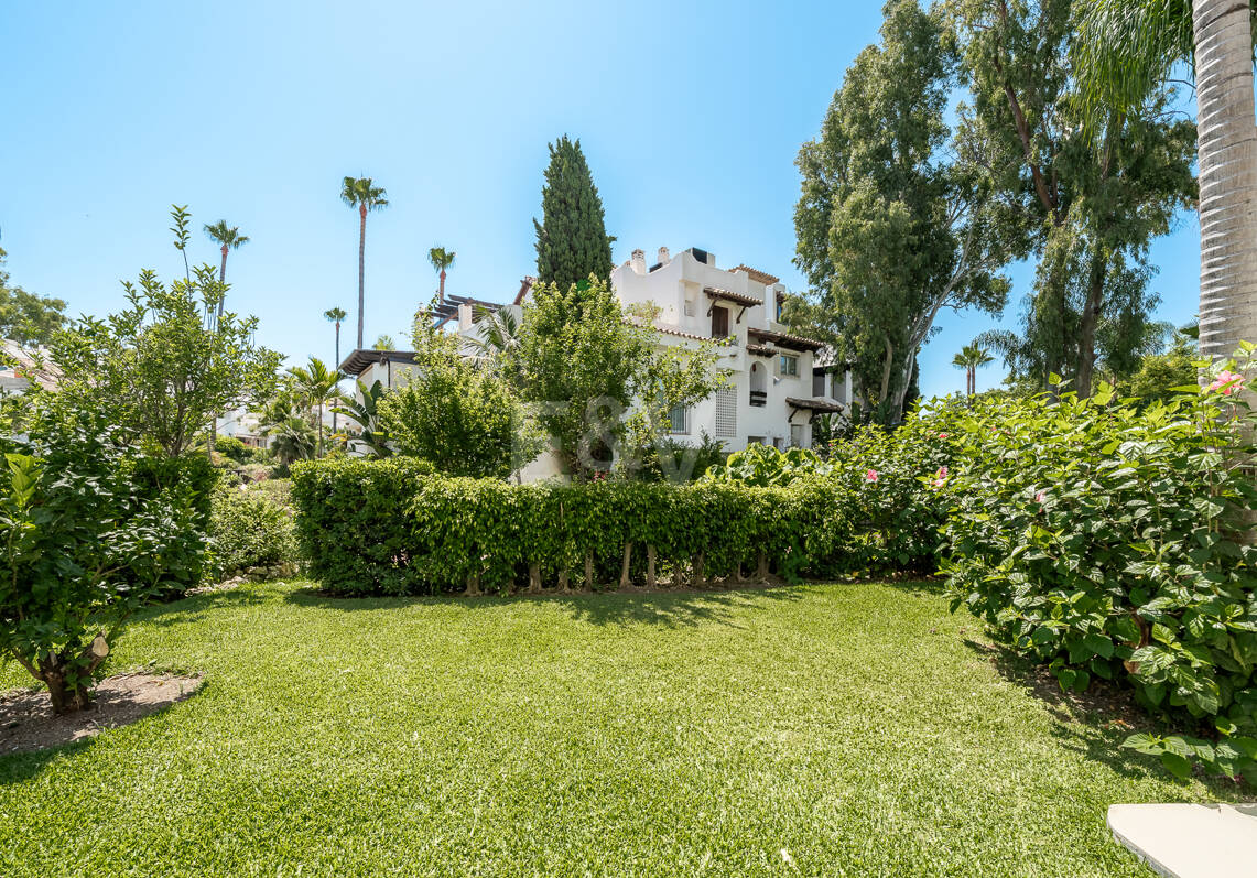 Frontline Beach Apartment with Private Garden near Puerto Banús