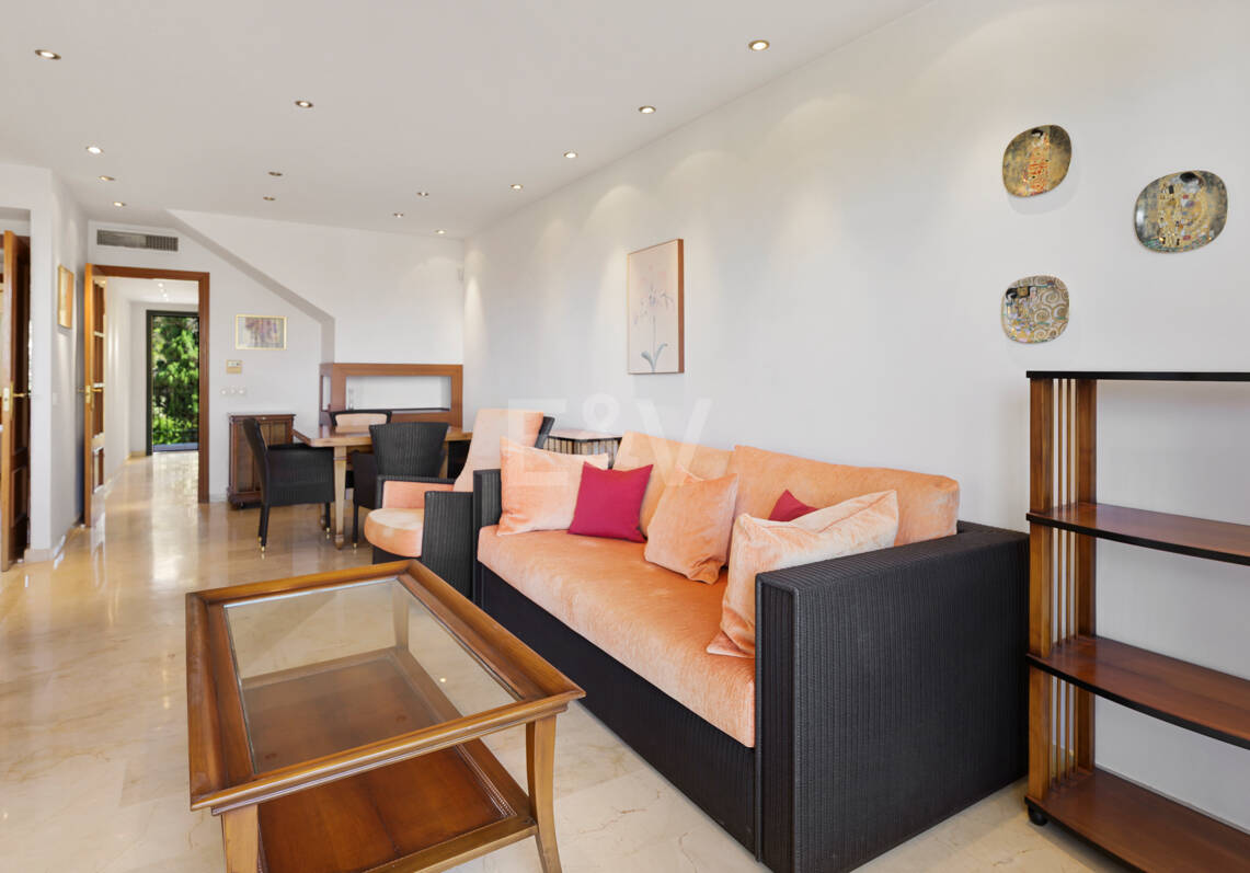 Duplex Penthouse with Panoramic Sea Views in Costabella, Marbella East