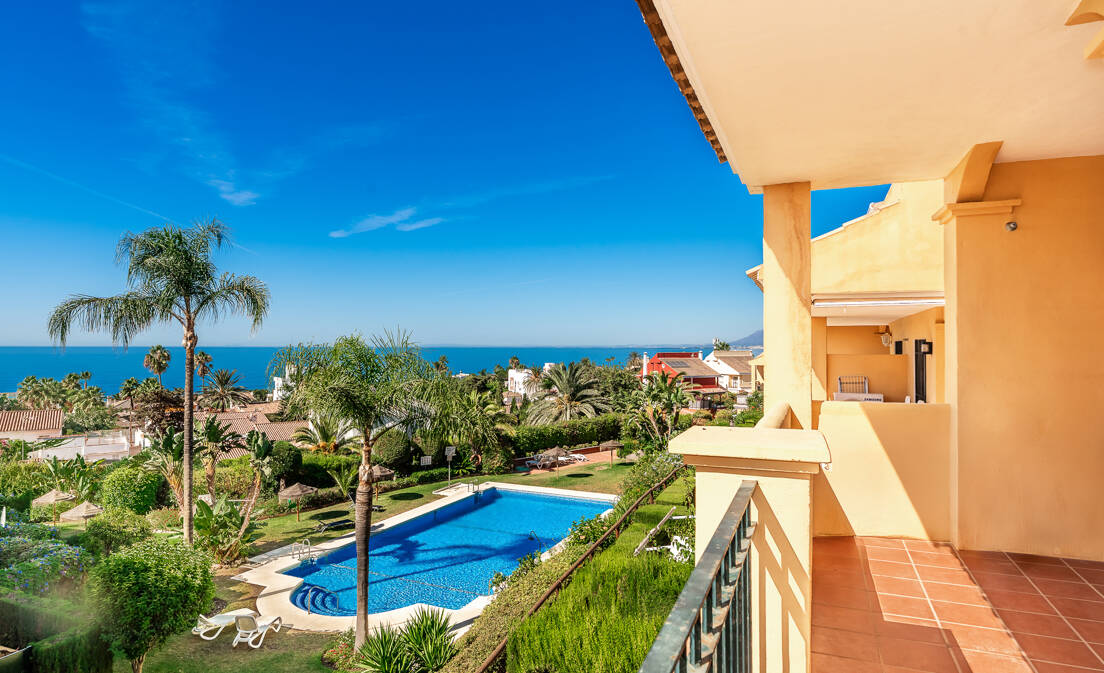 Takvåning till salu i Las Chapas, Marbella Öst