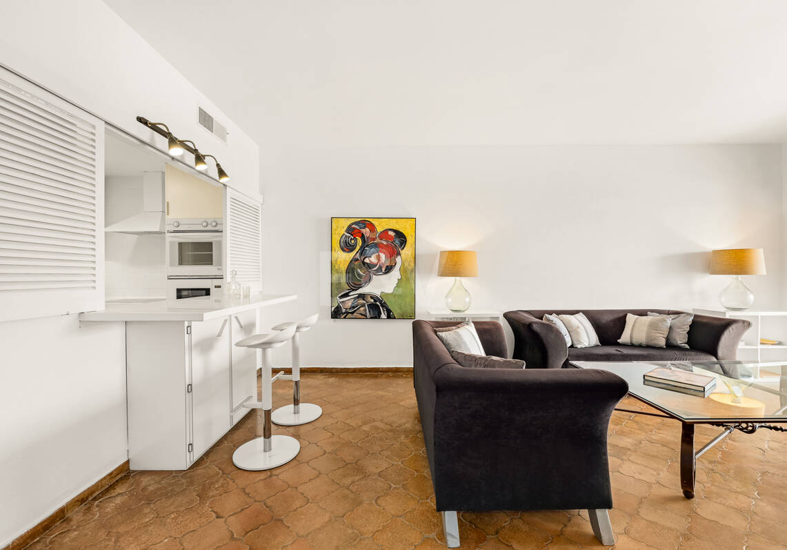 Atemberaubendes Apartment in erster Strandlinie mit Panoramablick auf das Meer in Puerto Banús