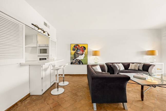 Atemberaubendes Apartment in erster Strandlinie mit Panoramablick auf das Meer in Puerto Banús