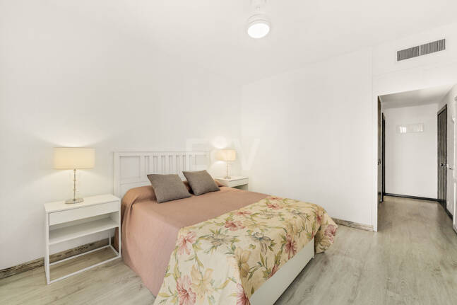 Atemberaubendes Apartment in erster Strandlinie mit Panoramablick auf das Meer in Puerto Banús