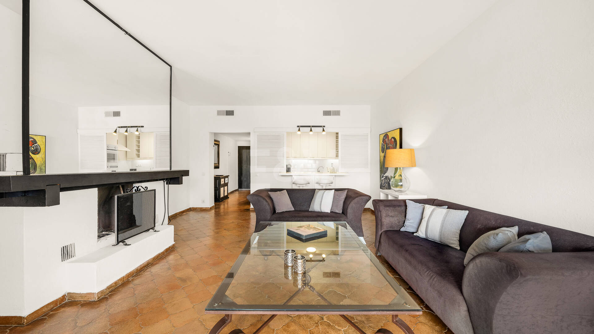 Atemberaubendes Apartment in erster Strandlinie mit Panoramablick auf das Meer in Puerto Banús