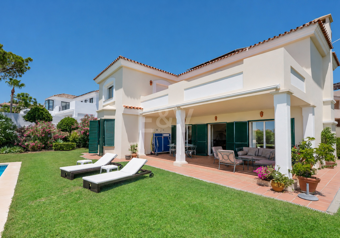 Mediterranean Villa with Sea Views in Elviria-Marbella