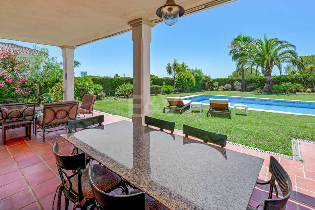 Mediterranean Villa with Sea Views in Elviria-Marbella