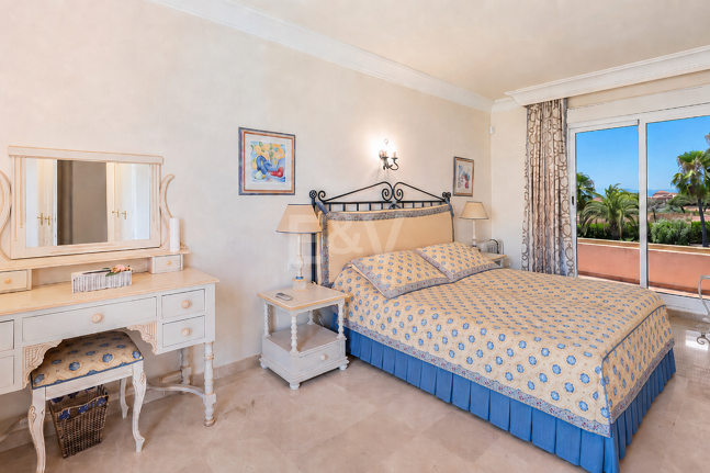 Mediterranean Villa with Sea Views in Elviria-Marbella