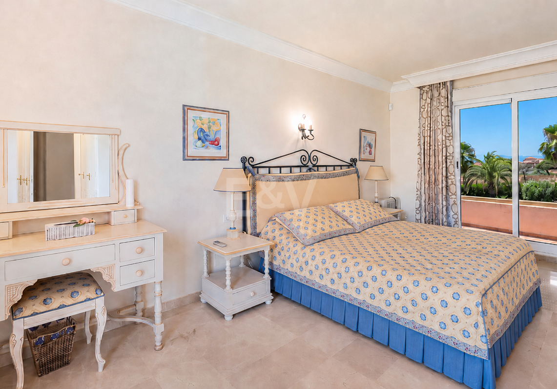 Mediterranean Villa with Sea Views in Elviria-Marbella
