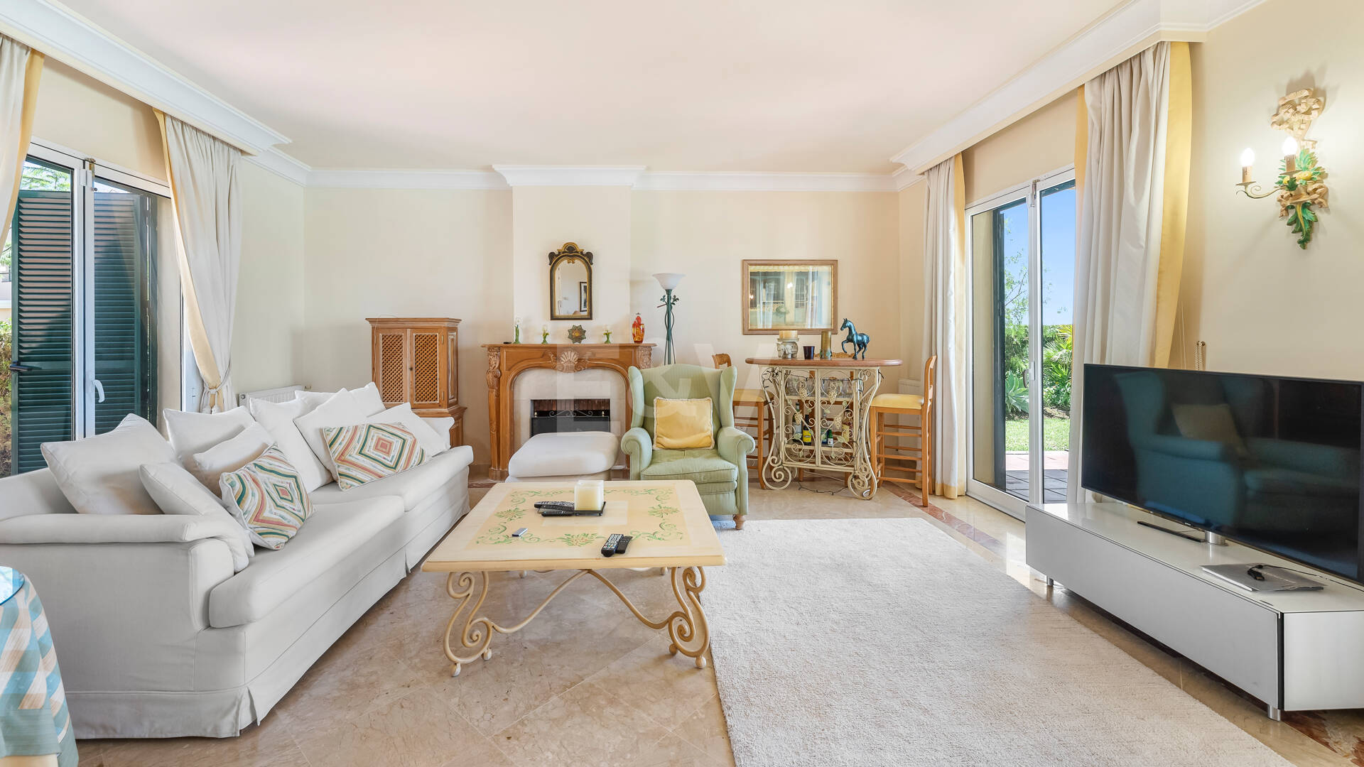 Mediterranean Villa with Sea Views in Elviria-Marbella