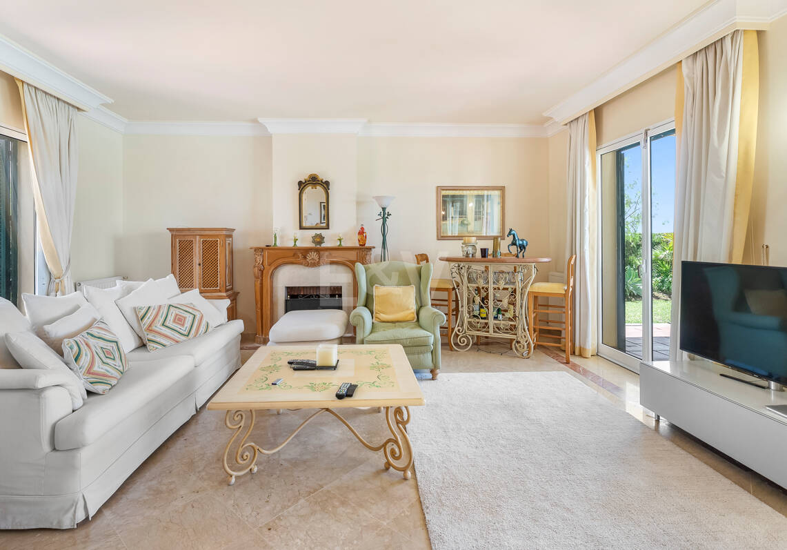 Mediterranean Villa with Sea Views in Elviria-Marbella