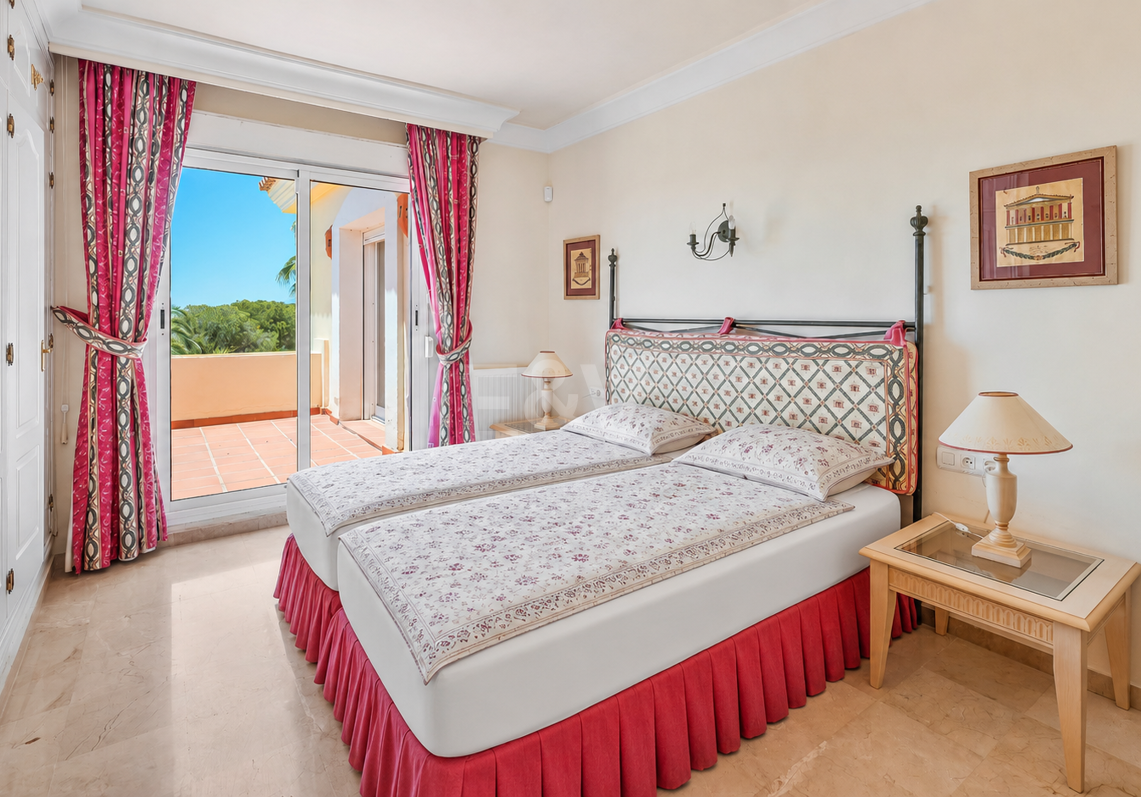 Mediterranean Villa with Sea Views in Elviria-Marbella
