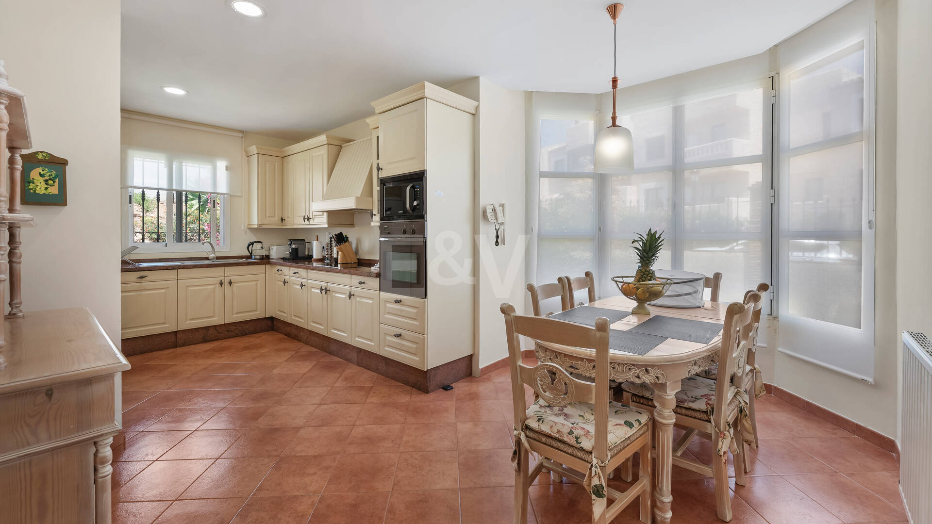 Mediterranean Villa with Sea Views in Elviria-Marbella