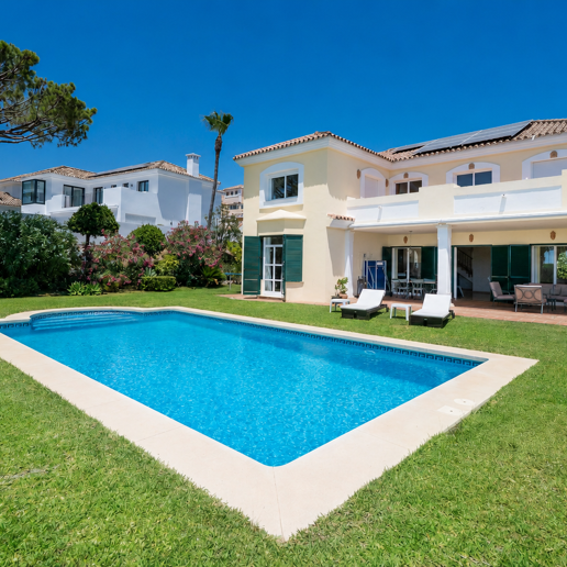 Mediterranean Villa with Sea Views in Elviria-Marbella