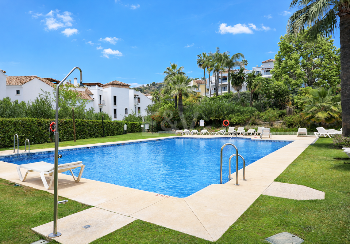 Apartament z oszałamiającymi widokami i licencją turystyczną w Gated Golf Resort