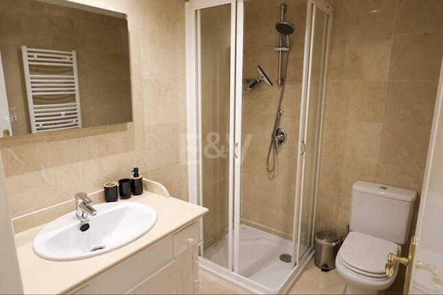Apartment with Stunning Views and Tourist Licence in Gated Golf Resort