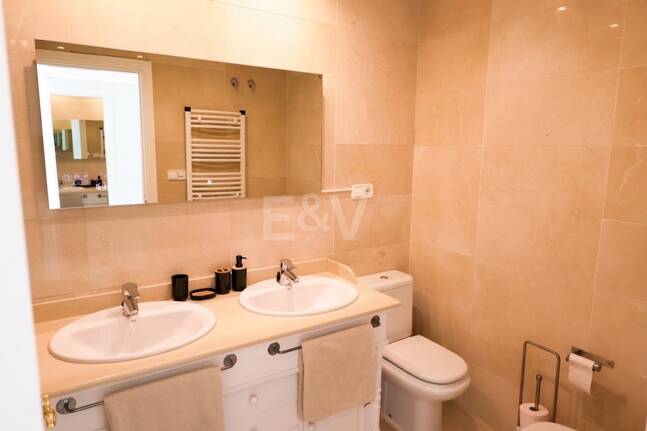 Apartment with Stunning Views and Tourist Licence in Gated Golf Resort