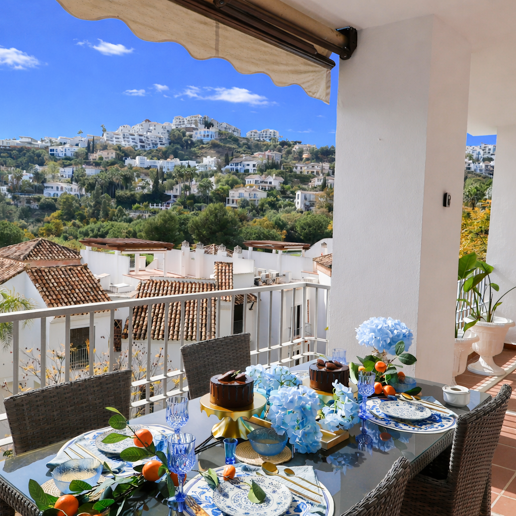 Apartment with Stunning Views and Tourist Licence in Gated Golf Resort