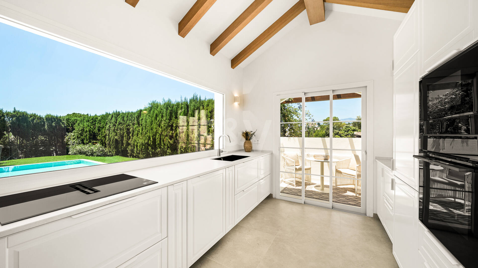 Elegant Fully Furnished One-Level Villa Steps from the Golf Club