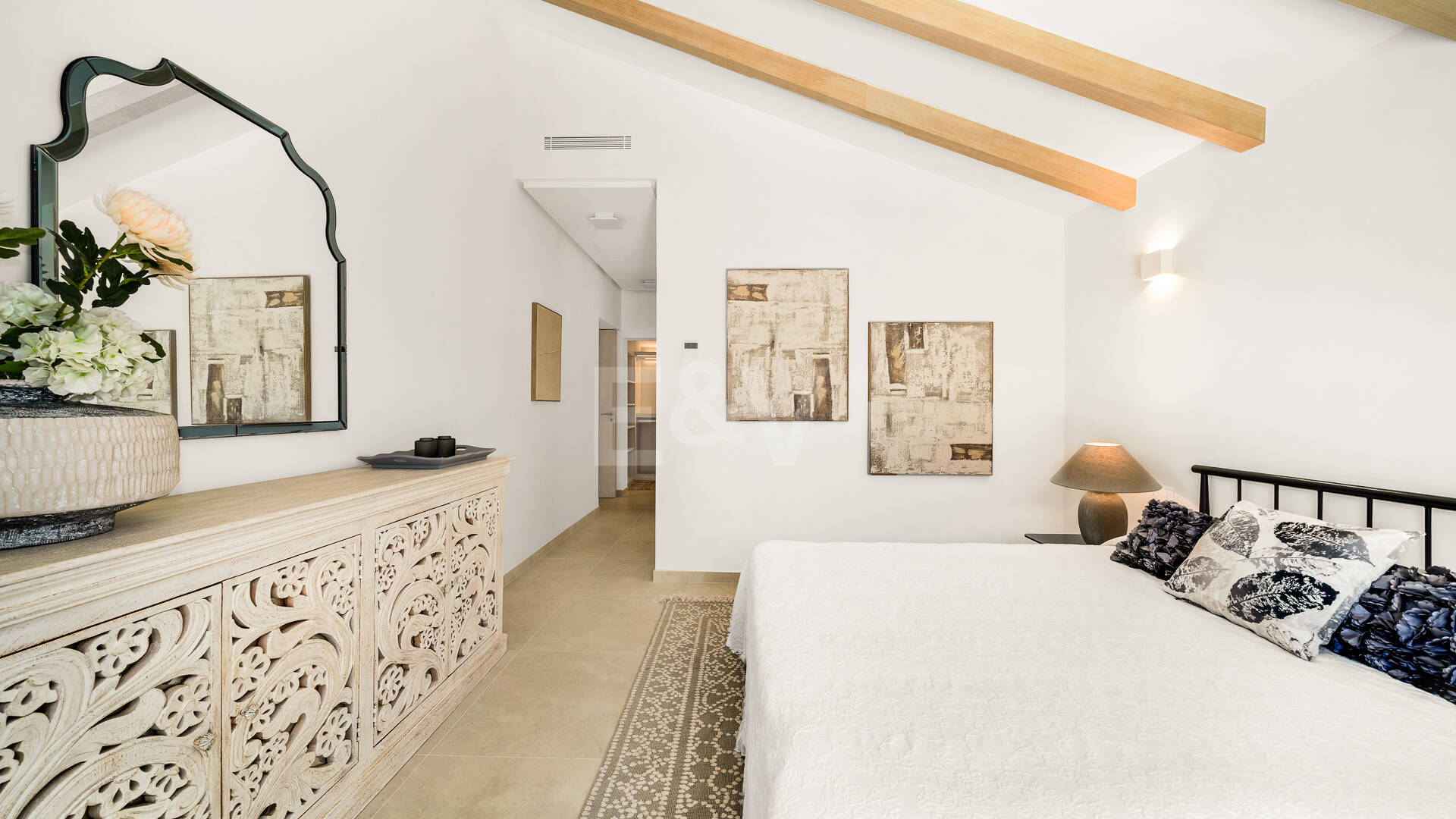 Elegant Fully Furnished One-Level Villa Steps from the Golf Club