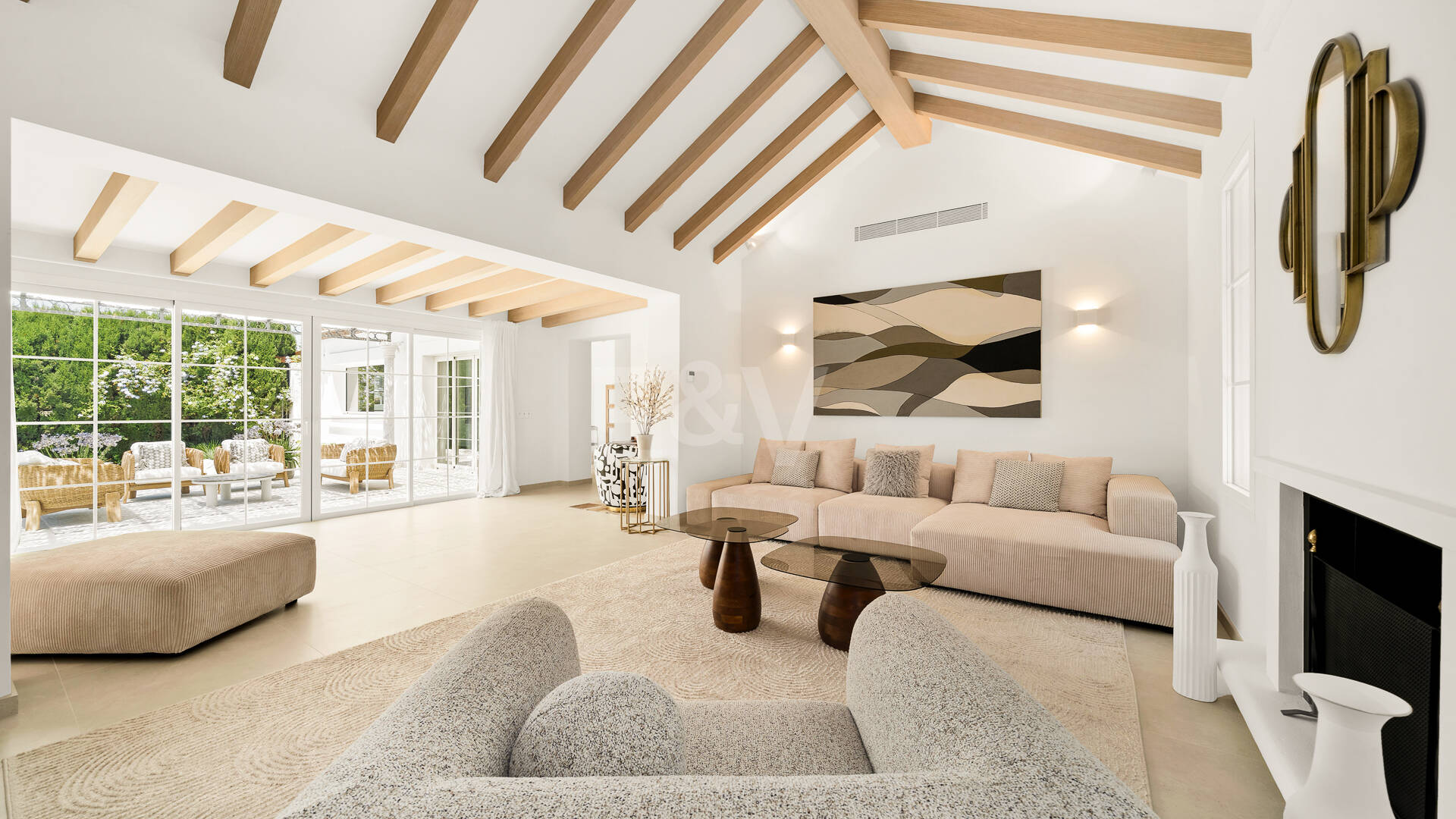 Elegant Fully Furnished One-Level Villa Steps from the Golf Club