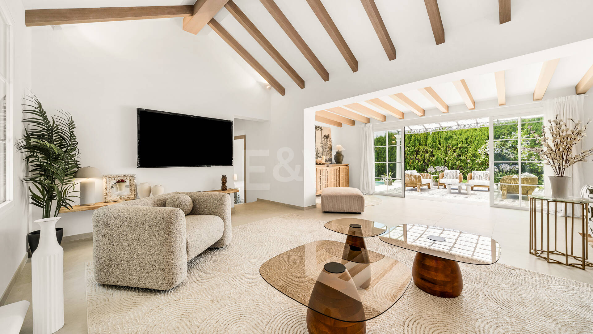 Elegant Fully Furnished One-Level Villa Steps from the Golf Club