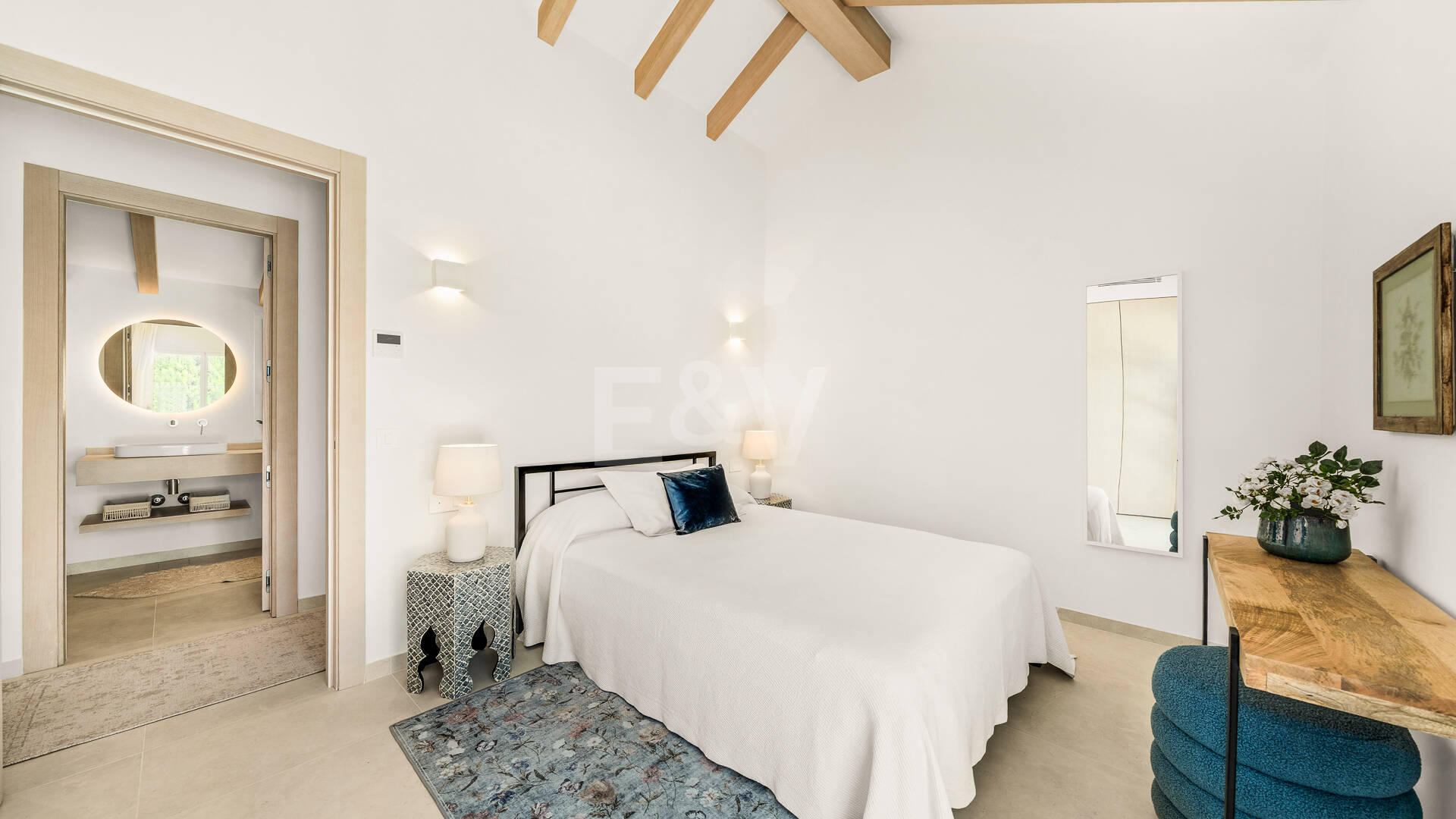 Elegant Fully Furnished One-Level Villa Steps from the Golf Club
