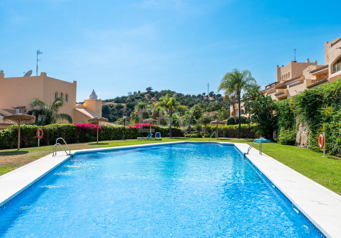 Ihr privater mediterraner Rückzugsort in Elviria – Langzeitmietwohnung mit Meerblick