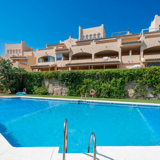 Ihr privater mediterraner Rückzugsort in Elviria – Langzeitmietwohnung mit Meerblick
