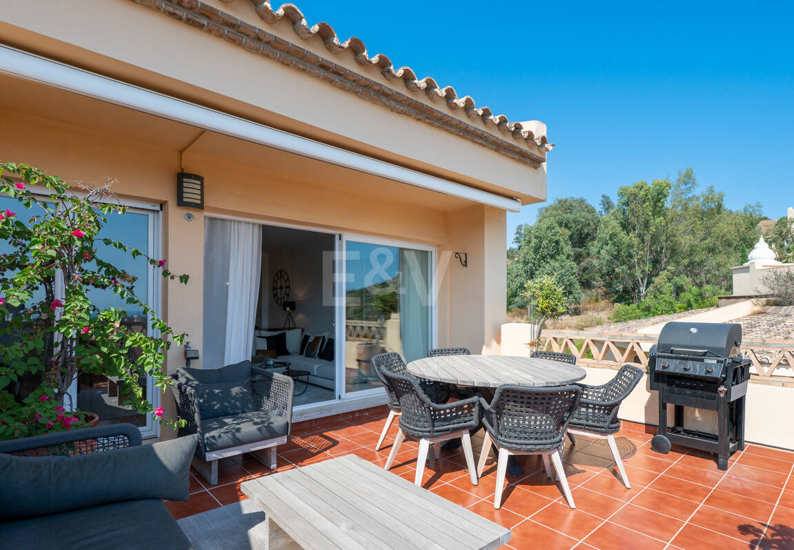 Ihr privater mediterraner Rückzugsort in Elviria – Langzeitmietwohnung mit Meerblick