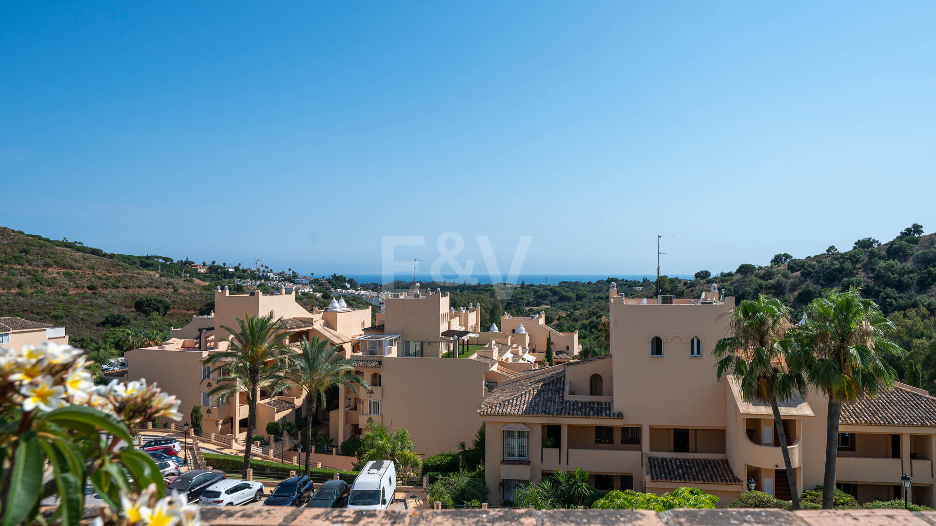 Ihr privater mediterraner Rückzugsort in Elviria – Langzeitmietwohnung mit Meerblick