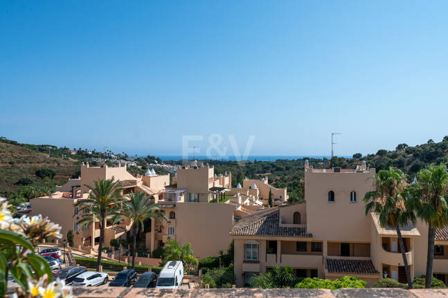 Ihr privater mediterraner Rückzugsort in Elviria – Langzeitmietwohnung mit Meerblick