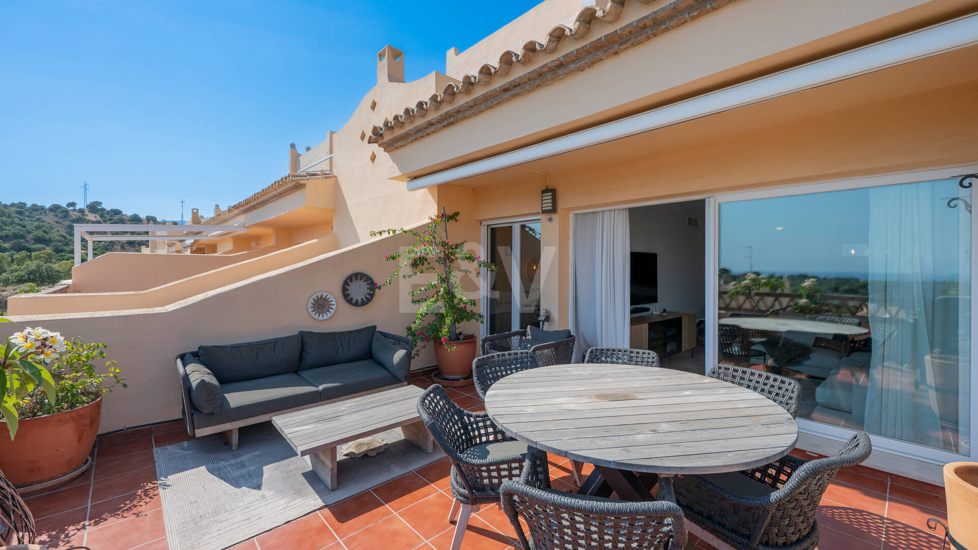 Ihr privater mediterraner Rückzugsort in Elviria – Langzeitmietwohnung mit Meerblick