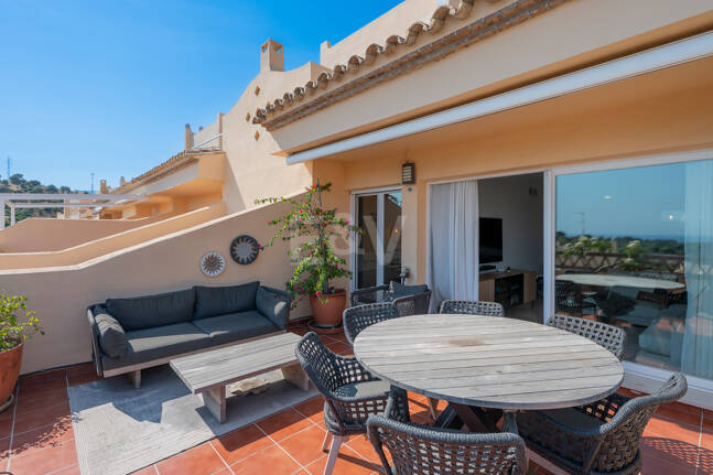 Ihr privater mediterraner Rückzugsort in Elviria – Langzeitmietwohnung mit Meerblick