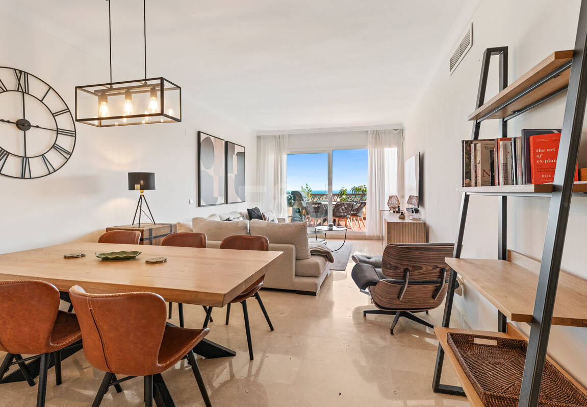 Ihr privater mediterraner Rückzugsort in Elviria – Langzeitmietwohnung mit Meerblick