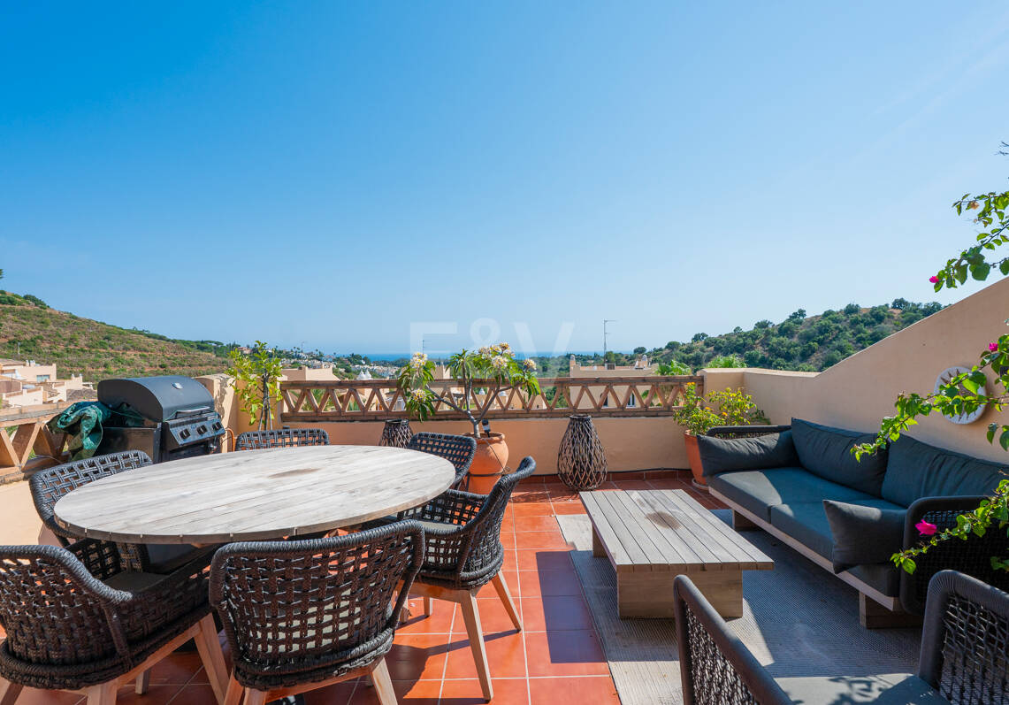 Ihr privater mediterraner Rückzugsort in Elviria – Langzeitmietwohnung mit Meerblick