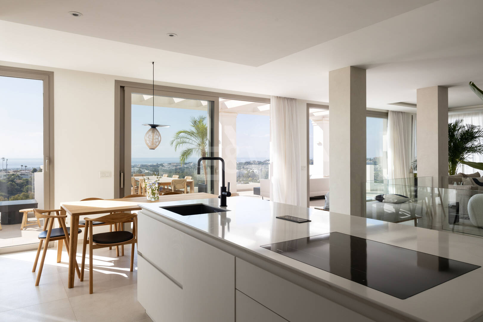 Takvåning till salu i Nueva Andalucia, Marbella