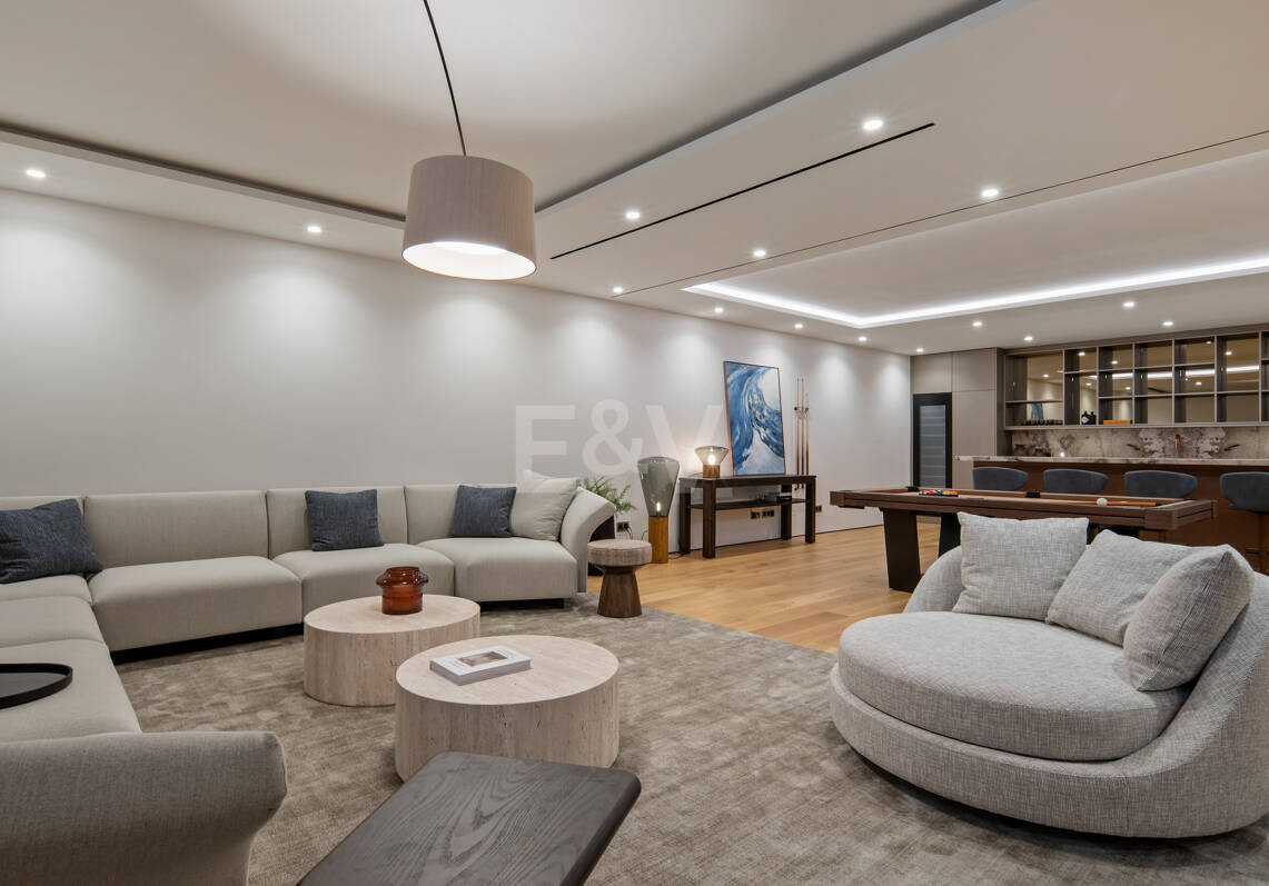 Exclusivo apartamento dúplex con jardín en EPIC by Fendi Casa, Milla de Oro de Marbella