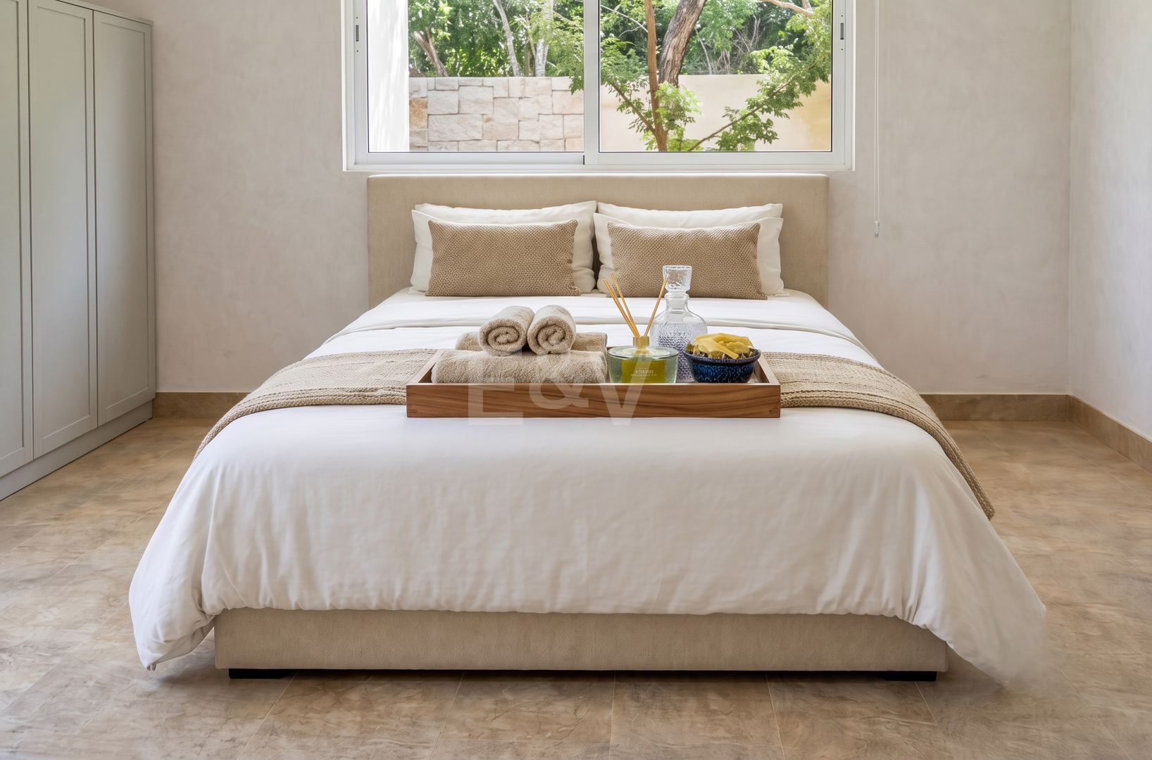 Luxuriöse Golfresort-Wohnung mit Touristenlizenz