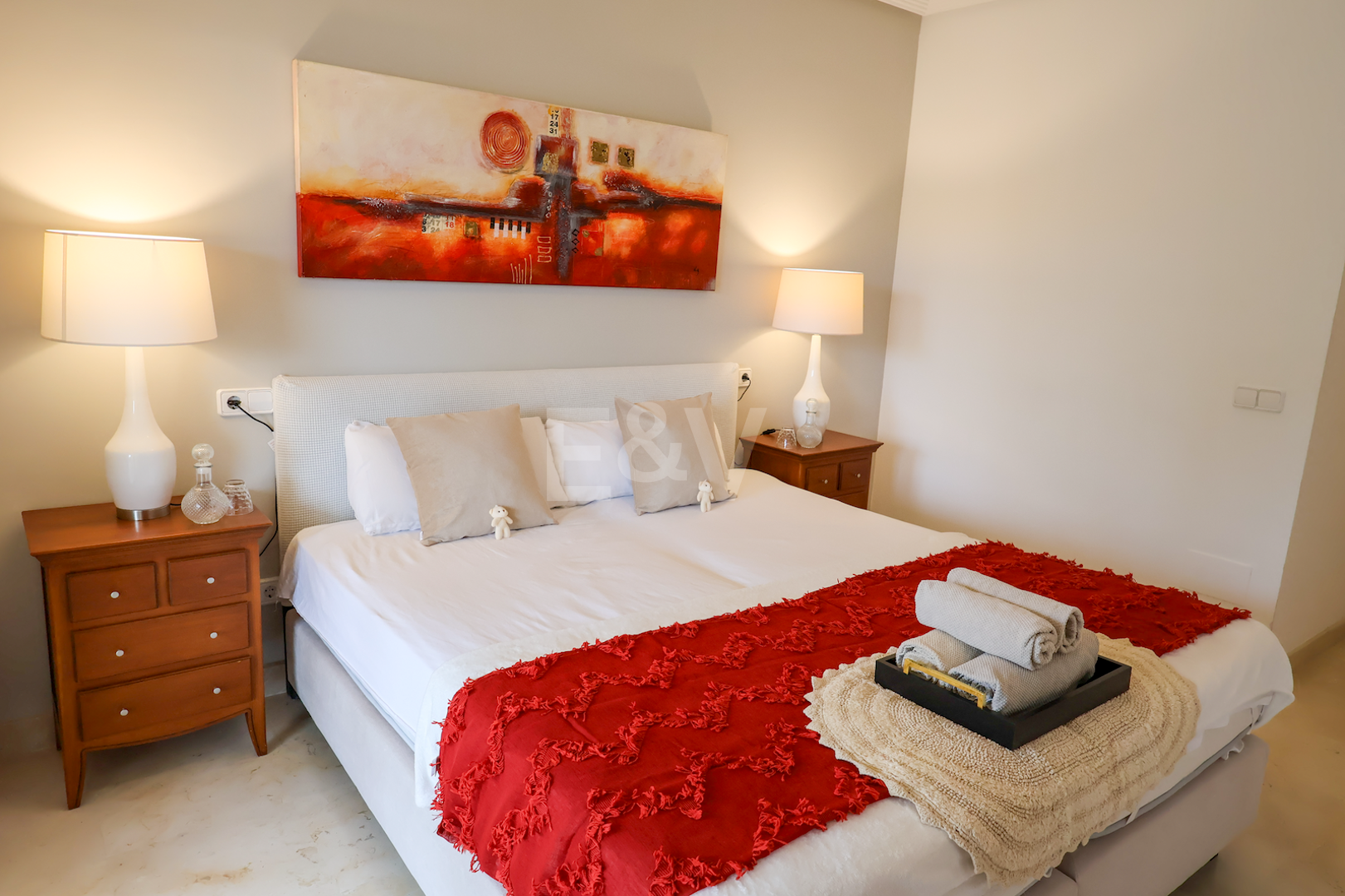 Luxuriöse Golfresort-Wohnung mit Touristenlizenz