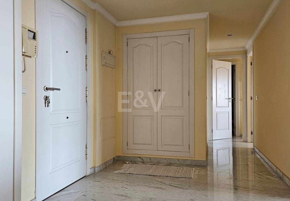 Enjoy Marbella's Golden Mile from this Bright Sea View Apartment