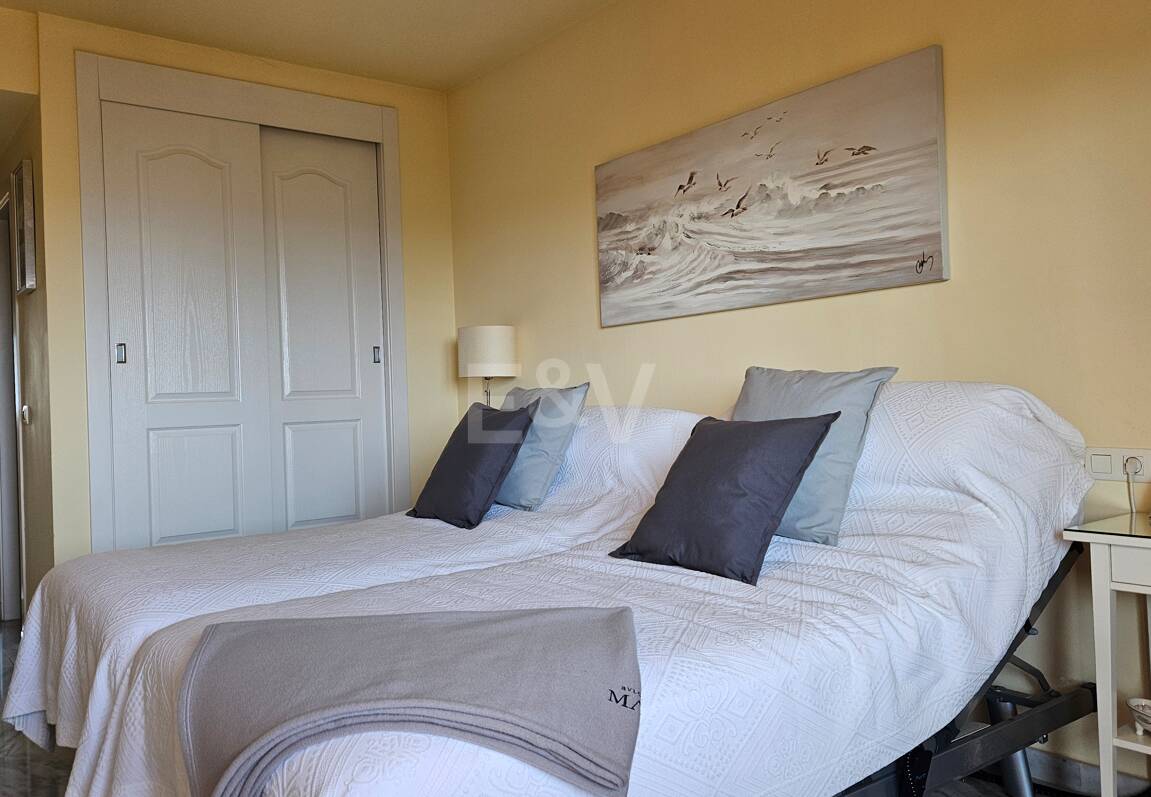 Enjoy Marbella's Golden Mile from this Bright Sea View Apartment