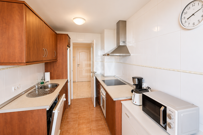 Enjoy Marbella's Golden Mile from this Bright Sea View Apartment
