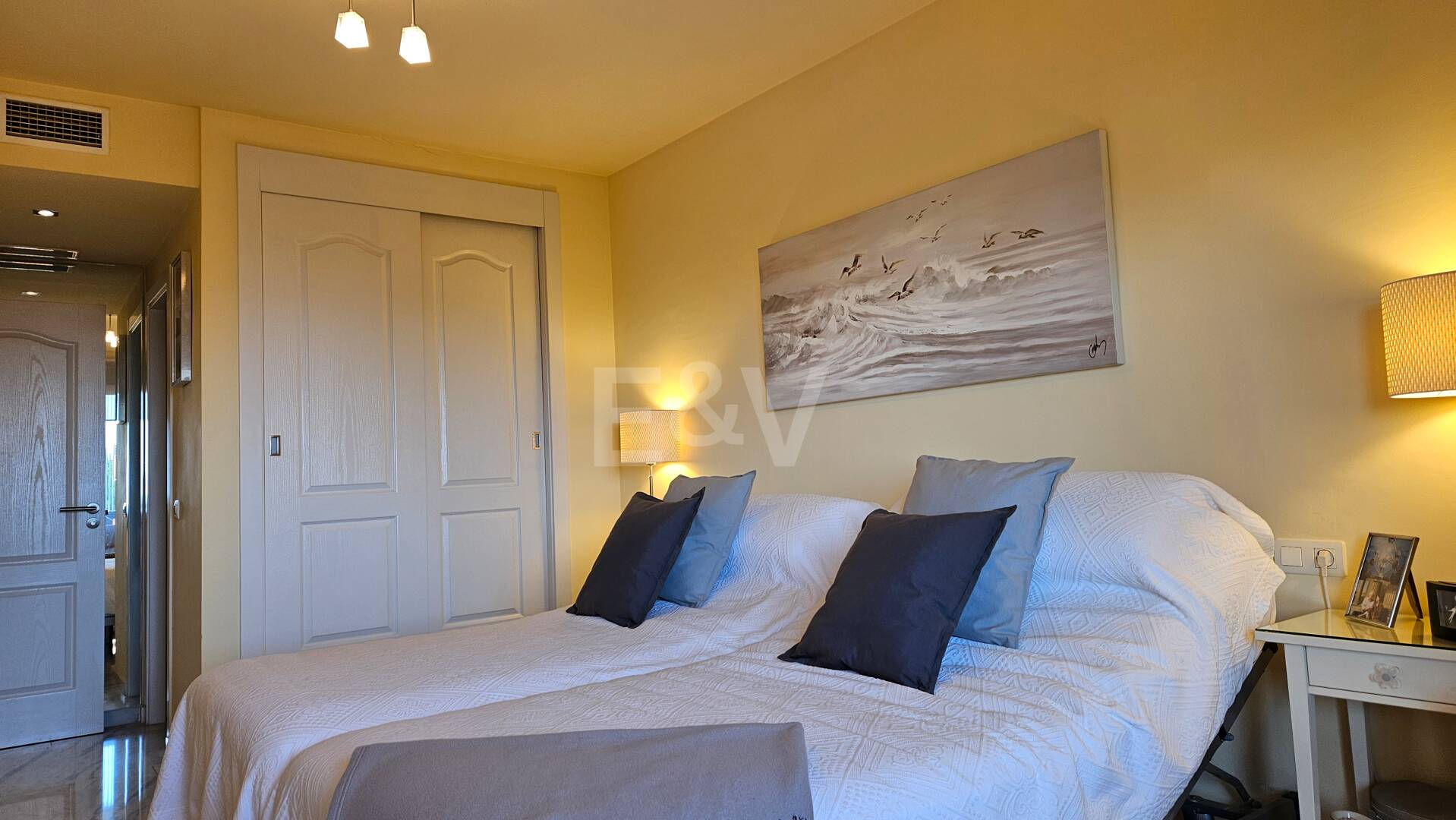 Enjoy Marbella's Golden Mile from this Bright Sea View Apartment