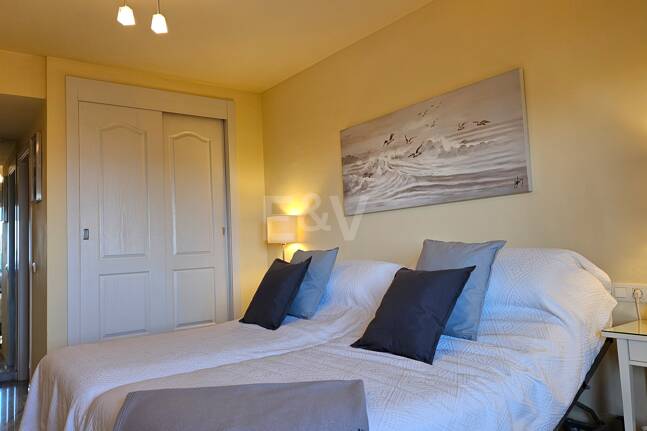 Enjoy Marbella's Golden Mile from this Bright Sea View Apartment
