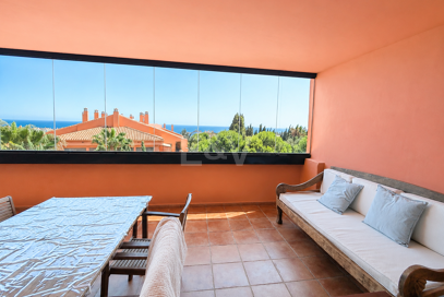 Enjoy Marbella's Golden Mile from this Bright Sea View Apartment