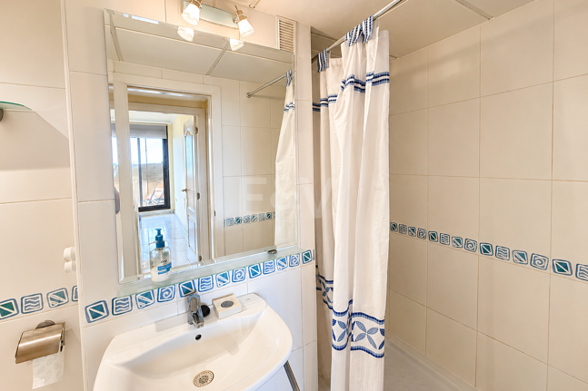 Enjoy Marbella's Golden Mile from this Bright Sea View Apartment