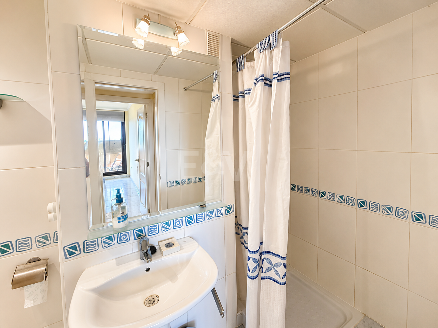 Enjoy Marbella's Golden Mile from this Bright Sea View Apartment